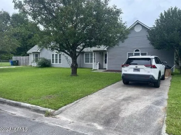 1102 Brian Street #A & B, Newport, NC 28570