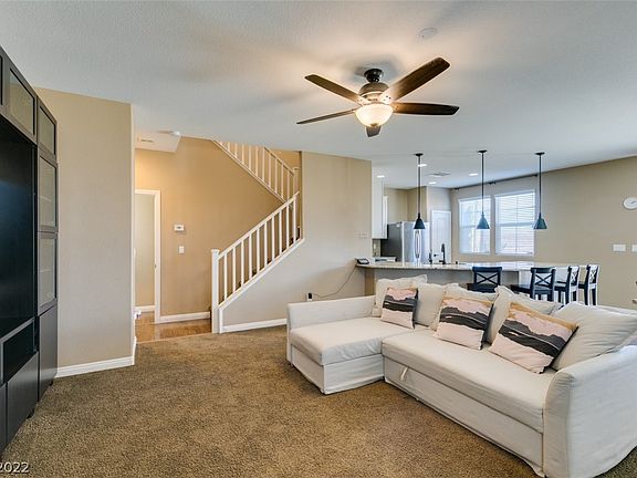 4th image of 10692 Summerbell St