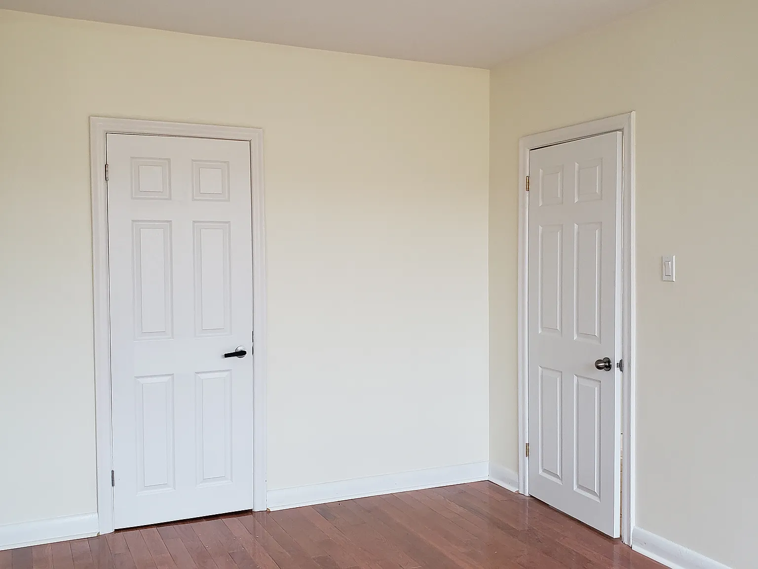 164 Felan Avenue Oakville — Photo 3