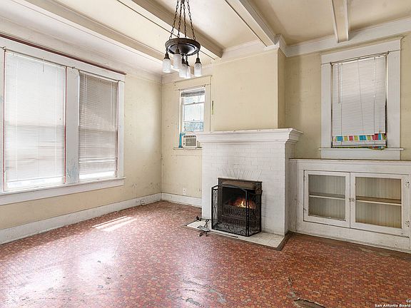 4th image of 231 wilkens