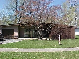 2nd image of 6358 Alderwood Rd