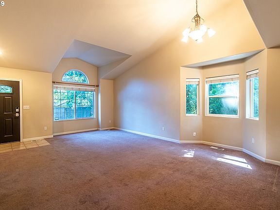 5th image of 1899 SE 47th Ave