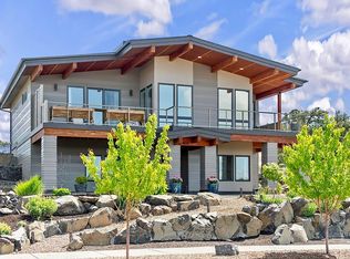 454 SE Manzanita Dr, Madras, OR