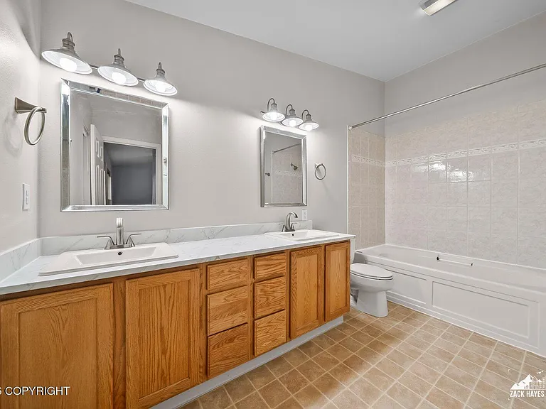 635 Pearl Dr — Photo 30