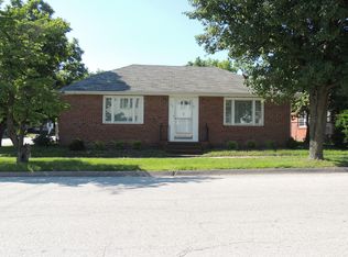 105 W Davis St, Fayette, MO 65248