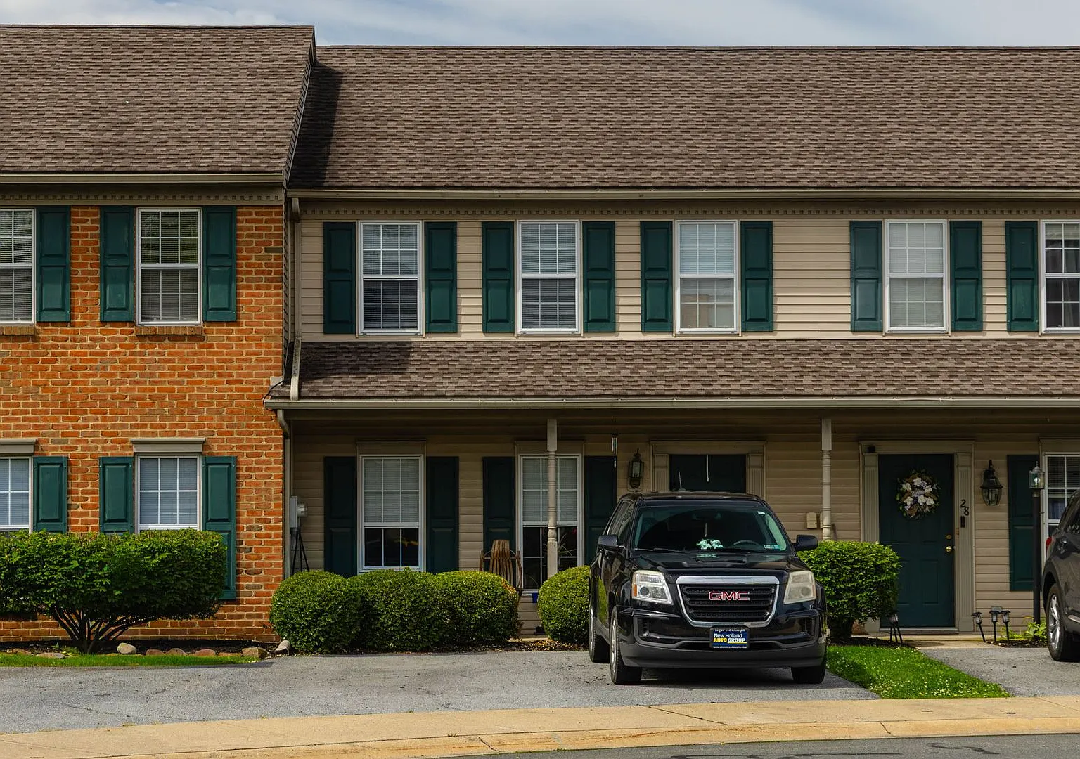 18-32 S. Whisper Ln. — Photo 2