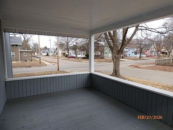 3rd image of 1122 White Avenue