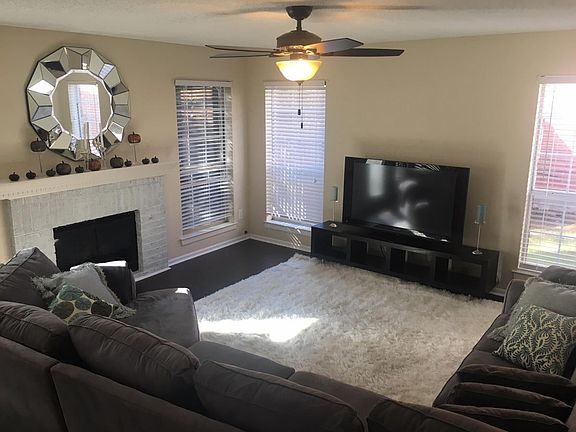 4th image of 3305 Fox Hollow Ct