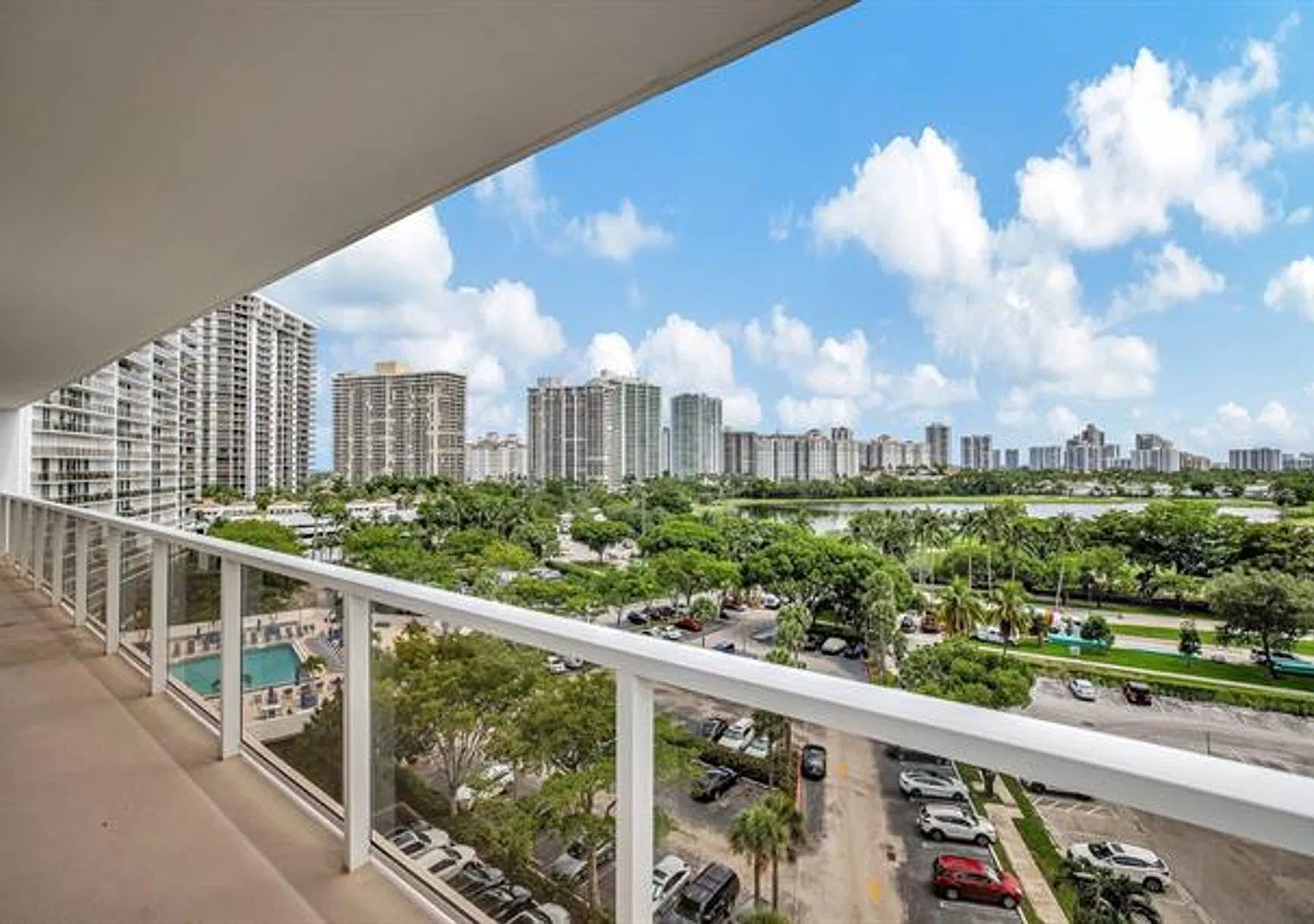 3701 N Country Club Dr cu-907, Aventura, FL 33180 — Photo 3
