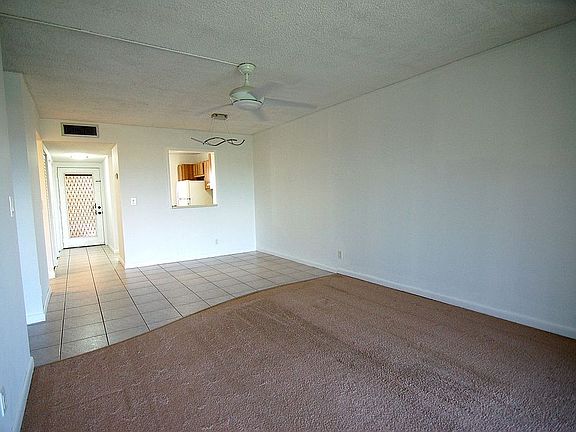 4th image of 7980 NW 50th St APT 406