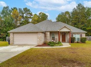 27 Chapel Ct, Hattiesburg, MS 39402