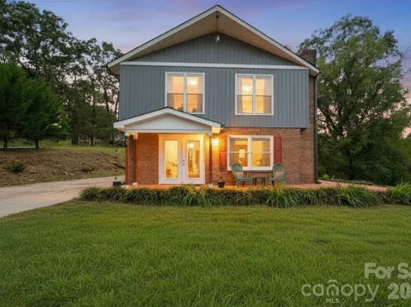 801 N Grove St, Lincolnton, NC 28092