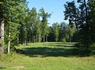 Blazing Saddle Dr, Jamestown, TN 38556