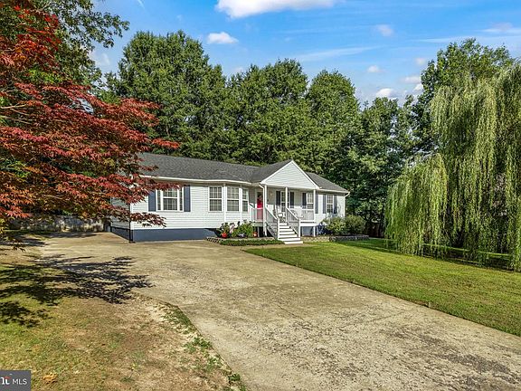 5th image of 607 Wright Dr
