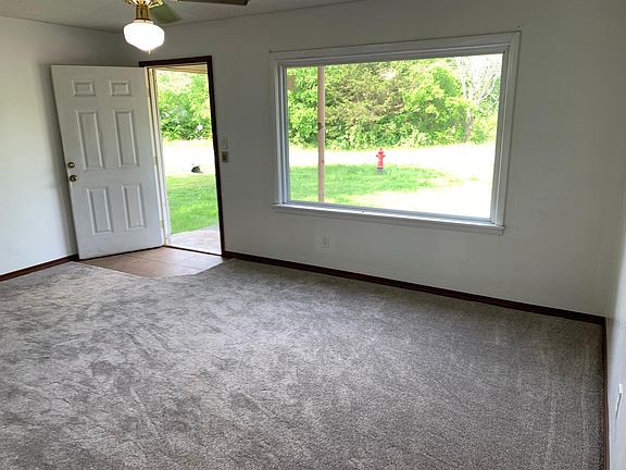 3rd image of 1020 S Mississippi Ave