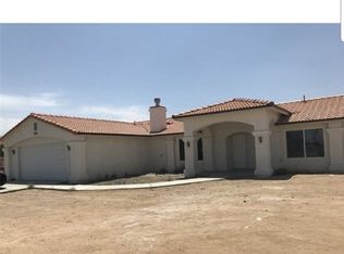 10122 3rd Ave, Hesperia, CA 92345