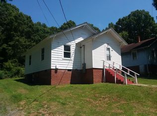816 Roosevelt St, Badin, NC 28009