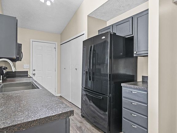 4th image of 1439 Pinehurst Ct