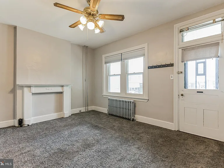 427 Ripka St — Photo 5