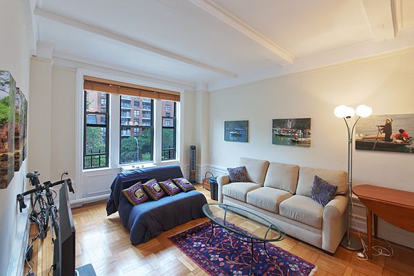 1st image of 160 W 95th St APT 6D