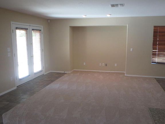 2nd image of 2091 W Allens Peak Dr