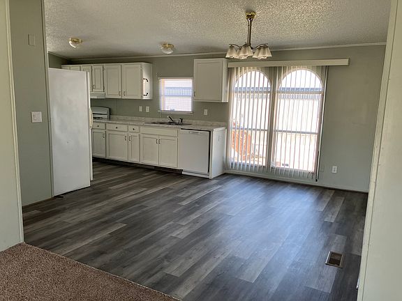 3rd image of 3232 S Clifton Ave Lot 578