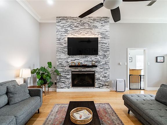 4th image of 3425 Forest Ridge Ct