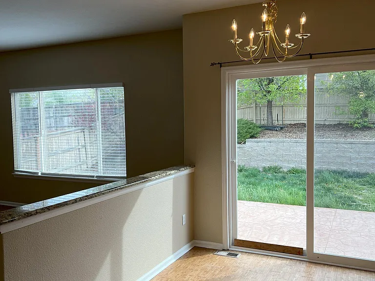10285 Hunterwood Way — Photo 7