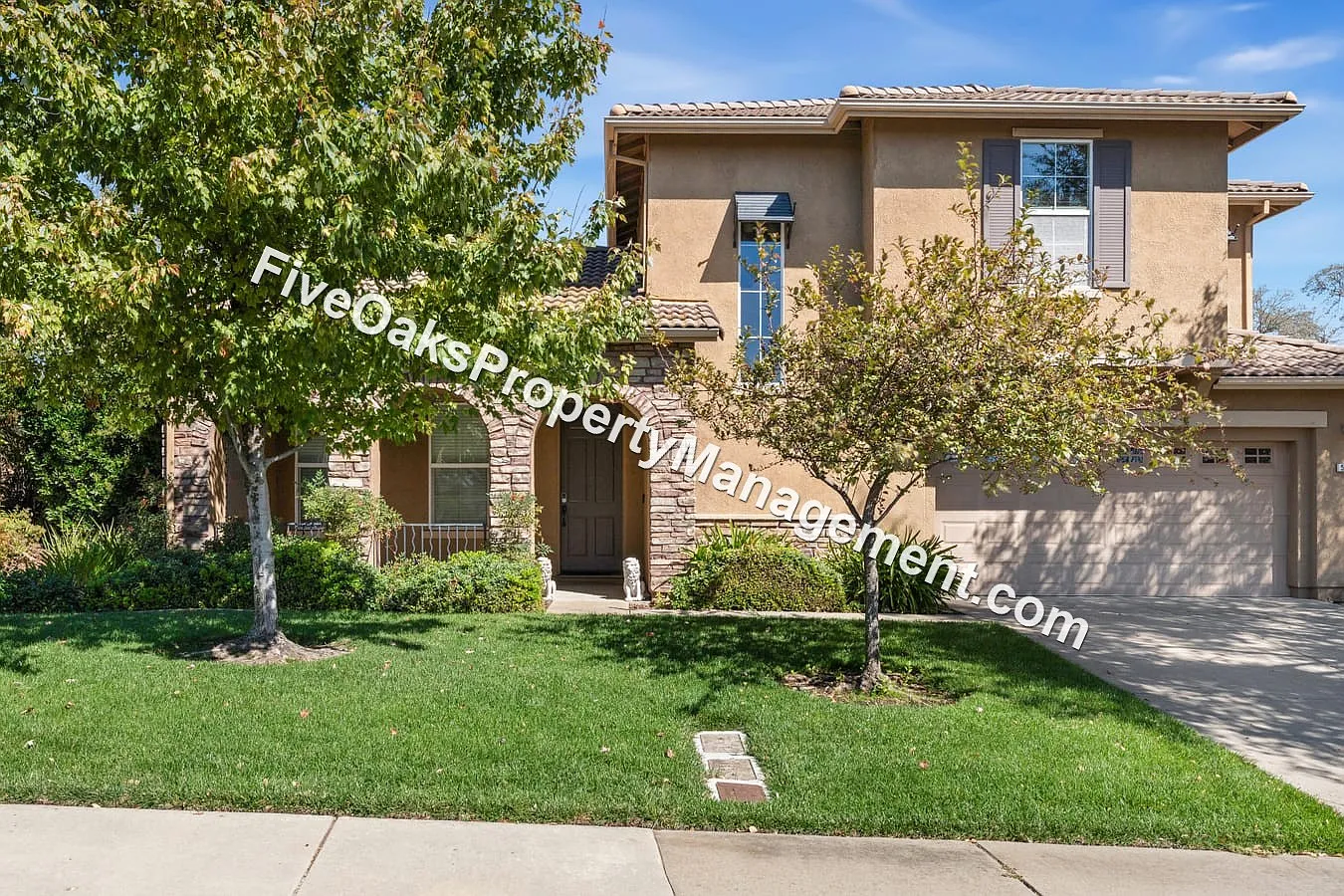 4 bed, 2741 sqft, $4,150 — Photo 1
