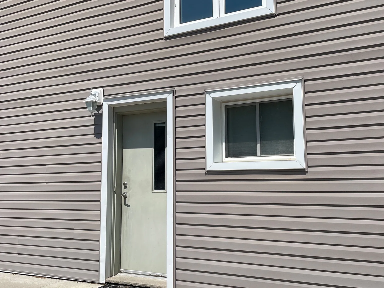 3 bed, $2,900 — Photo 2