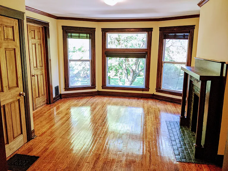 4724 Avery St — Photo 3