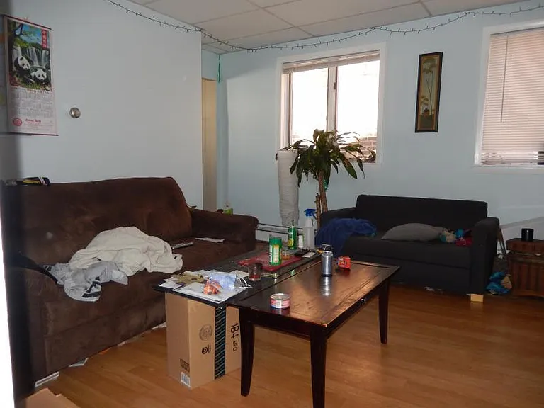28 Monmouth St #3 — Photo 1