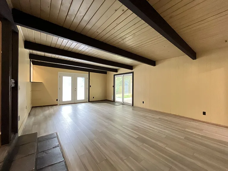 1627 Dodge Way — Photo 21