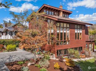 124 29th Ave E, Seattle, WA 98112