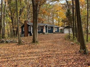 57243 Stoldt Rd, Three Rivers, MI 49093