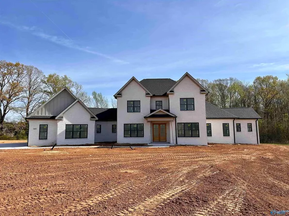 149 Sydney School Way, Hazel Green, AL 35750