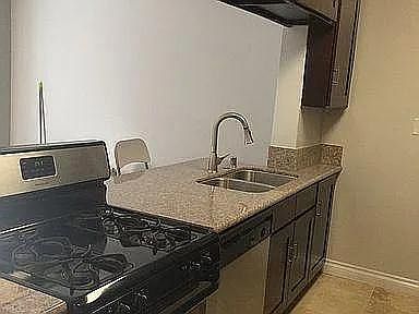 5th image of 11626 Gorham Ave #200