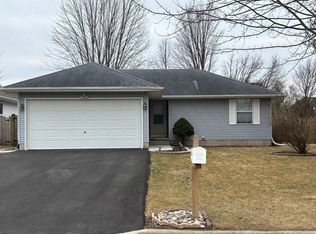 710 Redwood Ct, Genoa, IL 60135