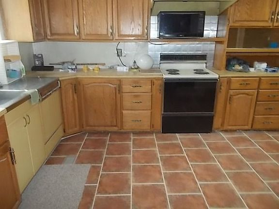 3rd image of 14409 E Trent Ave
