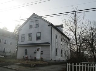 26 Lincoln St, Webster, MA 01570