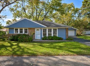 353 Blackhawk Dr, Park Forest, IL 60466