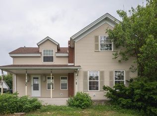 W7852 Town Hall ROAD, Sharon, WI 53585