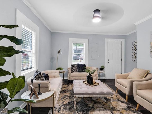 4th image of 74 Black St NE