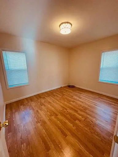 Building Photo - 928 Pine St #1