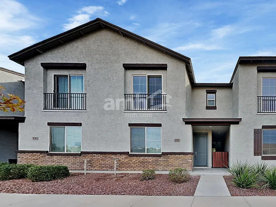 20785 W Maiden Ln