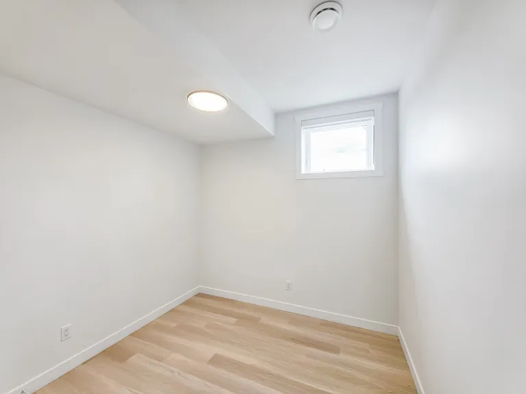2108 Home Rd NW — Photo 7
