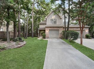 60 Lakeridge Ct, Spring, TX 77381