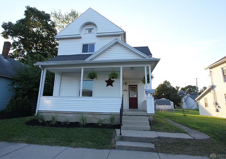 1st image of 518 S Walnut St