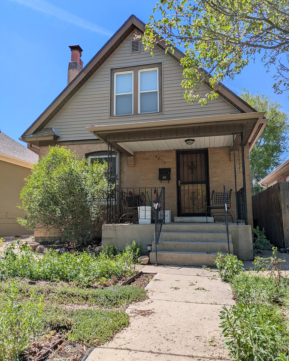Building Photo - 4439 Bryant St