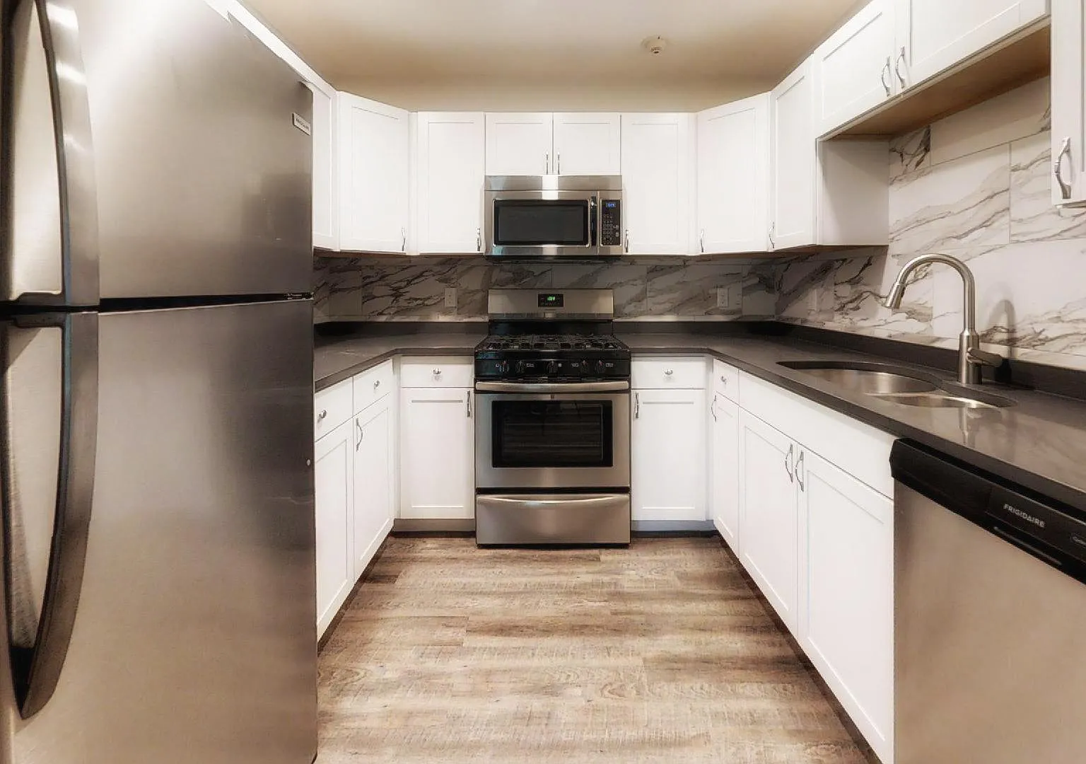 533 Smithfield Rd — Photo 1